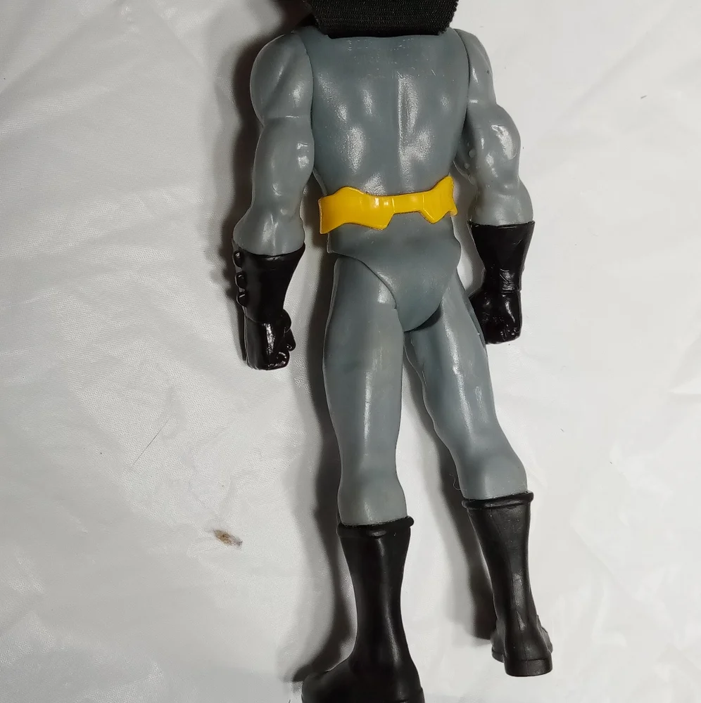 2018 Marvel Spiderman & 2017 Mattel Batman 6" Action Figures - Picture 11 of 13